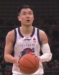 MK体育登录入口-山东男篮客场险胜辽宁，高诗岩关键三分+关键抢断，陈林坚太稳了